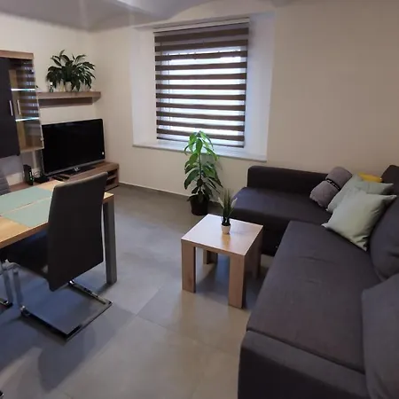 Una Apartment *